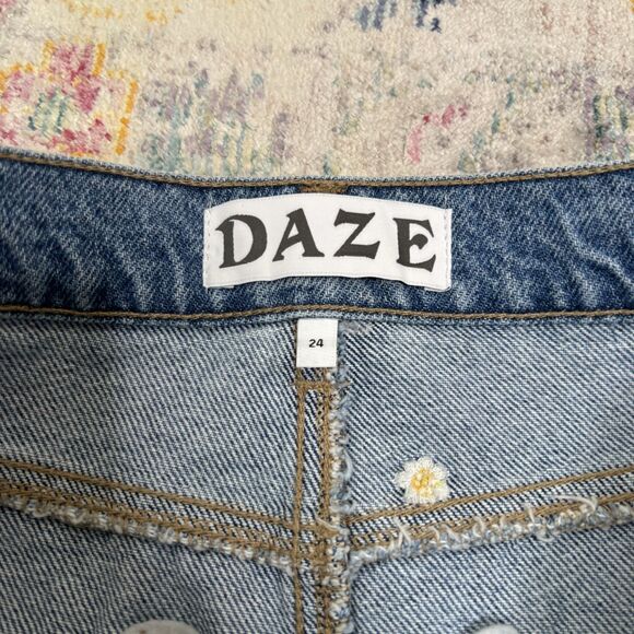Daze Malibu Mini Denim Skirt - Picture 5 of 9
